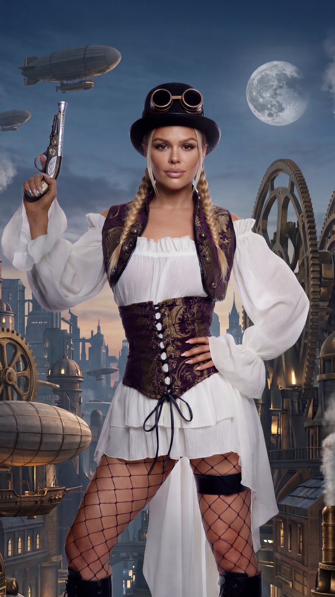 6839 - SULTRY STEAMPUNK BABE