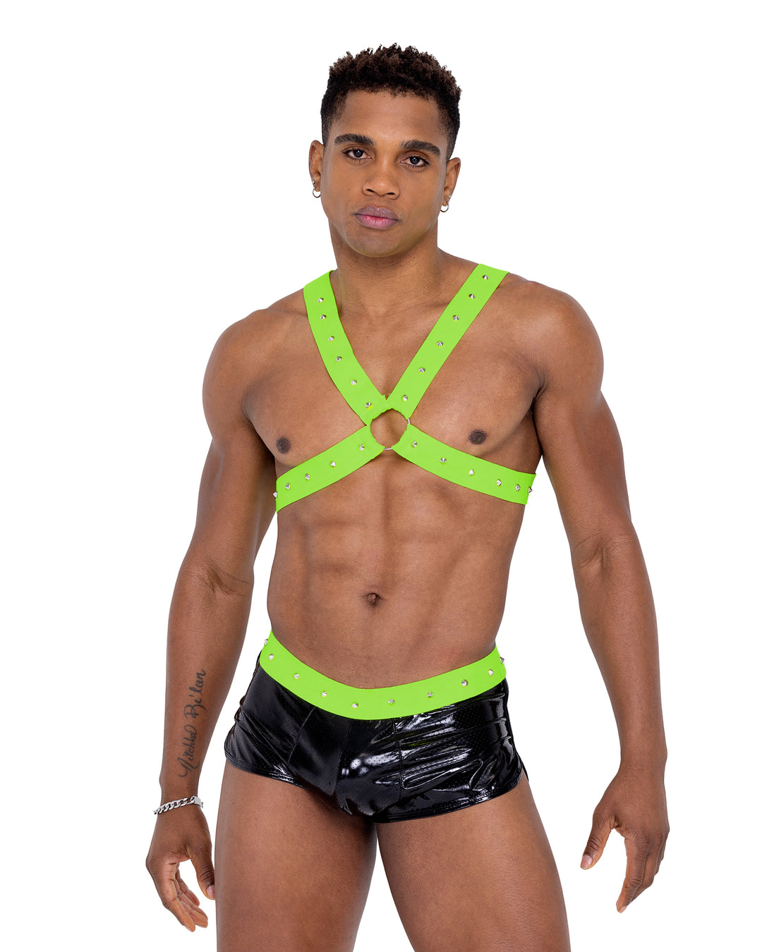 6333 - Men���s Vinyl Mesh Runner Shorts