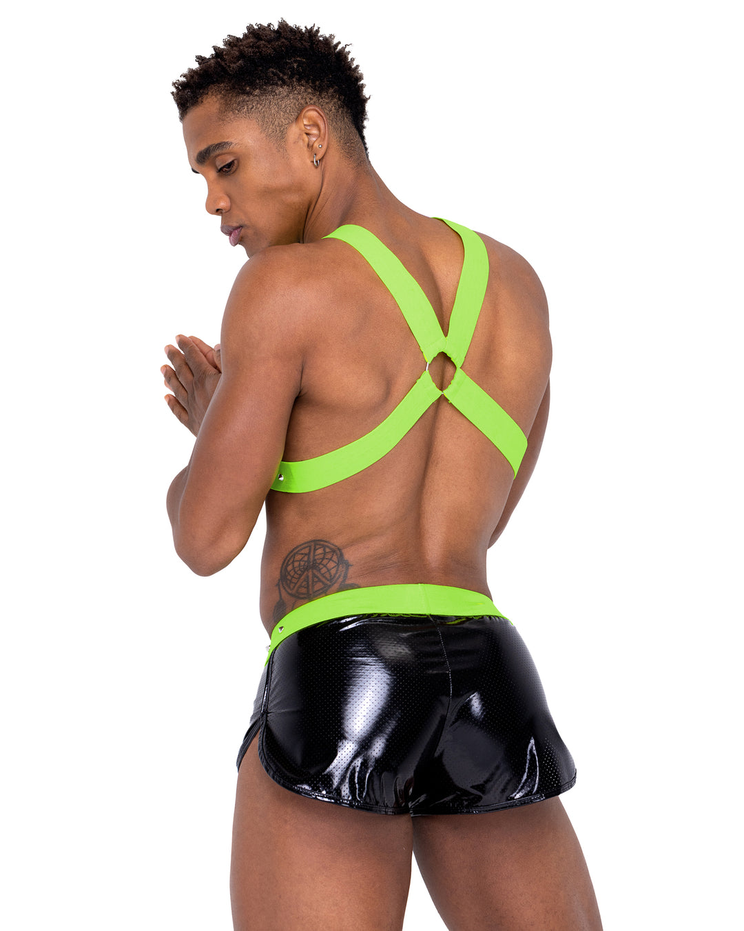 6333 - Men���s Vinyl Mesh Runner Shorts